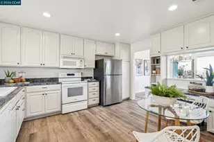 1500 Siskiyou Dr, Walnut Creek, CA 94598 - Photo 17