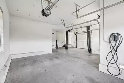 5121 Pinecrest Dr, Oakland, CA 94605 - Photo 57