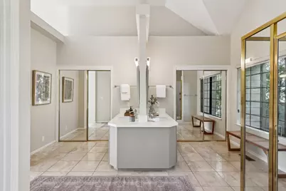 5121 Pinecrest Dr, Oakland, CA 94605 - Photo 49