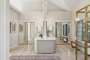 5121 Pinecrest Dr, Oakland, CA 94605 - Photo 49