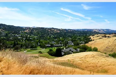 1708 Oakmont Dr #1, Walnut Creek, CA 94595 - Photo 53