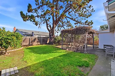 36164 Cabrillo Dr, Fremont, CA 94536 - Photo 25