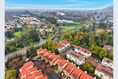 38581 Aventura, Fremont, CA 94536 - Photo 33