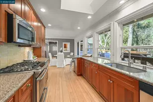 3326 Walnut Ln, Lafayette, CA 94549 - Photo 17