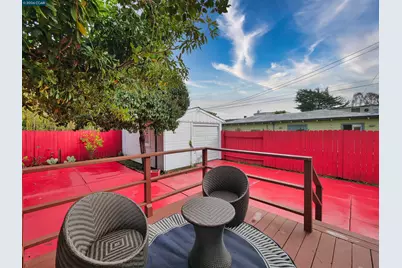 2555 Barrett Ave, Richmond, CA 94804 - Photo 23