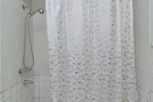 2555 Barrett Ave, Richmond, CA 94804 - Photo 17