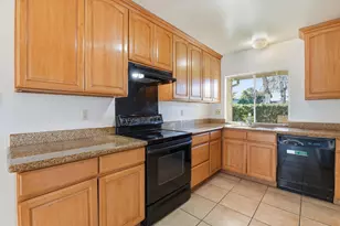 32533 Regents Blvd, Union City, CA 94587 - Photo 1