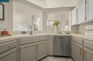 10838 McPeak Ln, Dublin, CA 94568 - Photo 7