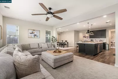 208 Littleton St, Oakley, CA 94561 - Photo 5