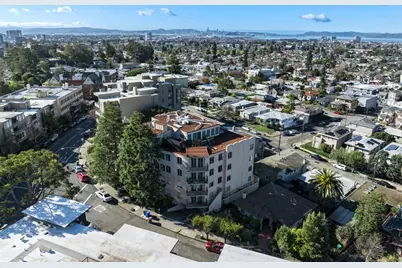 5405 Carlton St #303, Oakland, CA 94618 - Photo 25