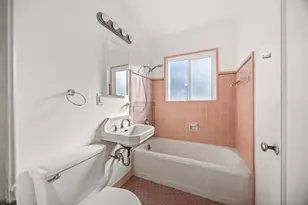 6320 Shattuck Ave., Oakland, CA 94609 - Photo 17