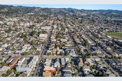 6320 Shattuck Ave, Oakland, CA 94609 - Photo 41