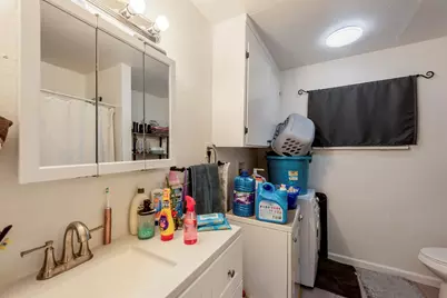 107 Catron Dr, Oakland, CA 94603 - Photo 11