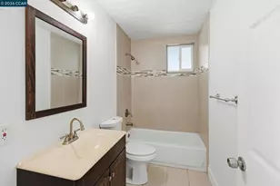 426 La Jolla St, Vallejo, CA 94591 - Photo 9
