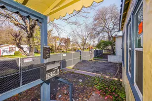 2054 Bonifacio, Concord, CA 94520 - Photo 39