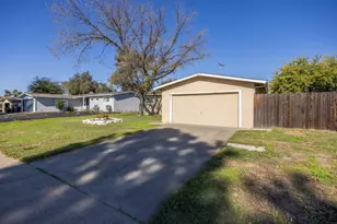 1815 Woodacre Way, Roseville, CA 95661 - Photo 3