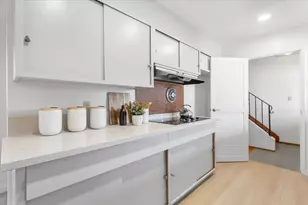 1252 Linfield Ln, Hayward, CA 94545 - Photo 11