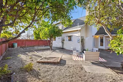 1252 Linfield Ln, Hayward, CA 94545 - Photo 31