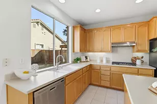 37521 Summer Holly Common, Fremont, CA 94536 - Photo 17