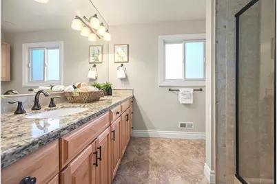 8 Rialto Dr, Clayton, CA 94517 - Photo 21