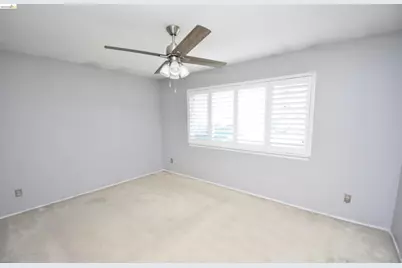 7011 Shoreham Pl, Stockton, CA 95207 - Photo 27