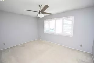 7011 Shoreham Pl, Stockton, CA 95207 - Photo 27