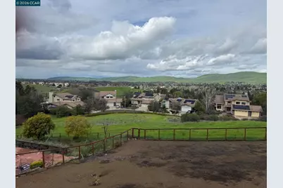 1109 Vista Point Ln, Concord, CA 94521 - Photo 7