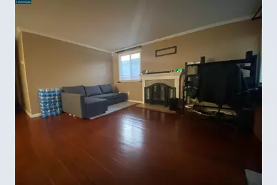 2956 McKenzie Dr, Richmond, CA 94806 - Photo 3