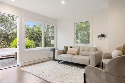 8040 Crest, Oakland, CA 94605 - Photo 21