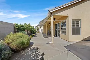 129 Little Johns Creek Dr, Oakdale, CA 95361 - Photo 25