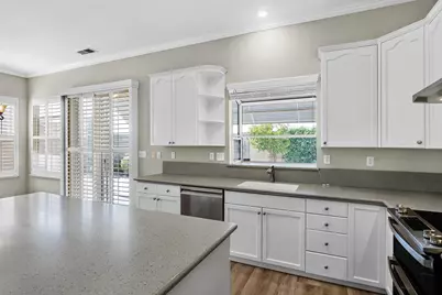 129 Little Johns Creek Dr, Oakdale, CA 95361 - Photo 9