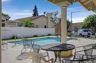 129 Little Johns Creek Dr, Oakdale, CA 95361 - Photo 31