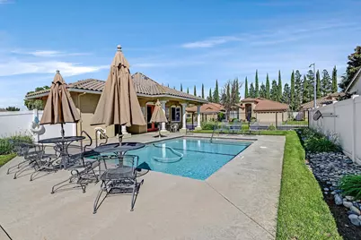 129 Little Johns Creek Dr, Oakdale, CA 95361 - Photo 33