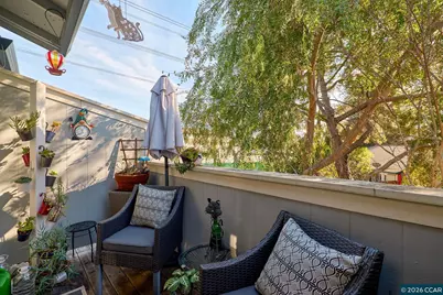 156 Holiday Hills Dr, Martinez, CA 94553 - Photo 31