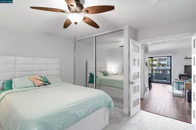 1 Embarcadero W #164, Oakland, CA 94607 - Photo 11