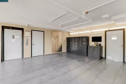 1 Embarcadero W #164, Oakland, CA 94607 - Photo 21