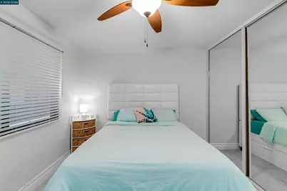 1 Embarcadero W #164, Oakland, CA 94607 - Photo 11