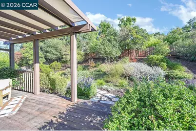 916 Calle Verde, Martinez, CA 94553 - Photo 43