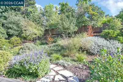 916 Calle Verde, Martinez, CA 94553 - Photo 41