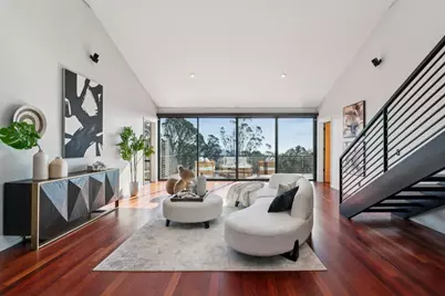 6353 Skyline Blvd, Oakland, CA 94611 - Photo 21