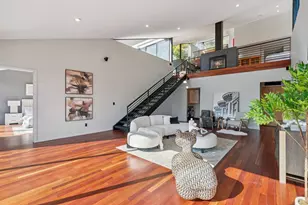 6353 Skyline Blvd, Oakland, CA 94611 - Photo 27