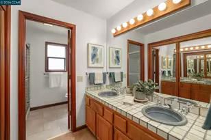 3181 Santa Maria Dr, Concord, CA 94518 - Photo 15