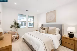 210 Oak Cir, Walnut Creek, CA 94597 - Photo 17