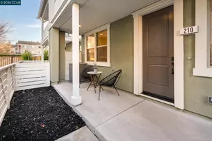 210 Oak Cir, Walnut Creek, CA 94597 - Photo 3