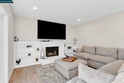 327 Mt Washington Way, Clayton, CA 94517 - Photo 15