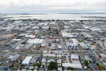 1034 Grayson Street, Berkeley, CA 94710 - Photo 41