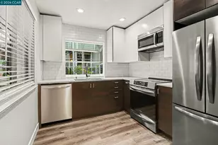 485 Canyon Oaks Dr, Oakland, CA 94605 - Photo 9