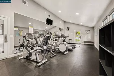 485 Canyon Oaks Dr #J, Oakland, CA 94605 - Photo 27