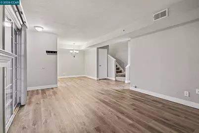 485 Canyon Oaks Dr #J, Oakland, CA 94605 - Photo 5