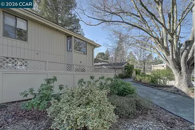 1324 Canyonwood Ct #1, Walnut Creek, CA 94595 - Photo 23